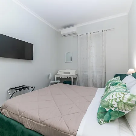 아파트 Francesca - Metro Basilica San Paolo