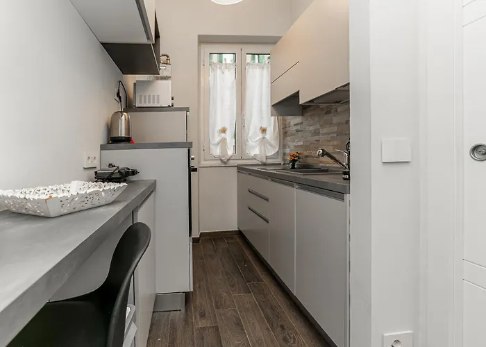 Apartamento Francesca - Metro Basilica San Paolo